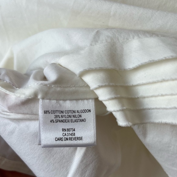 BCBG sleeveless blouse - Picture 6 of 7